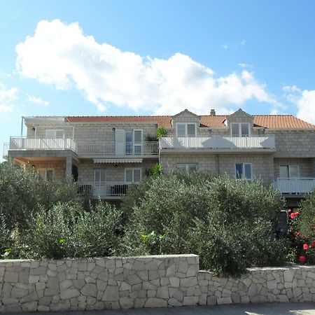 Apartments Lumbarda Beach エクステリア 写真